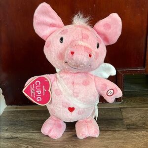 2014 Hallmark Cupig Sings & Dances